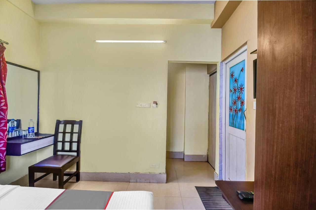 Capital O Kabita Guest House Near Acropolis Mall Kalküta Dış mekan fotoğraf