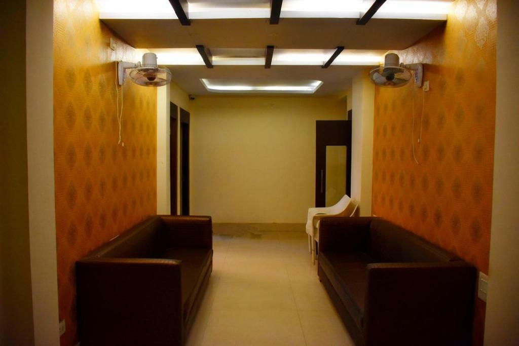Capital O Kabita Guest House Near Acropolis Mall Kalküta Dış mekan fotoğraf