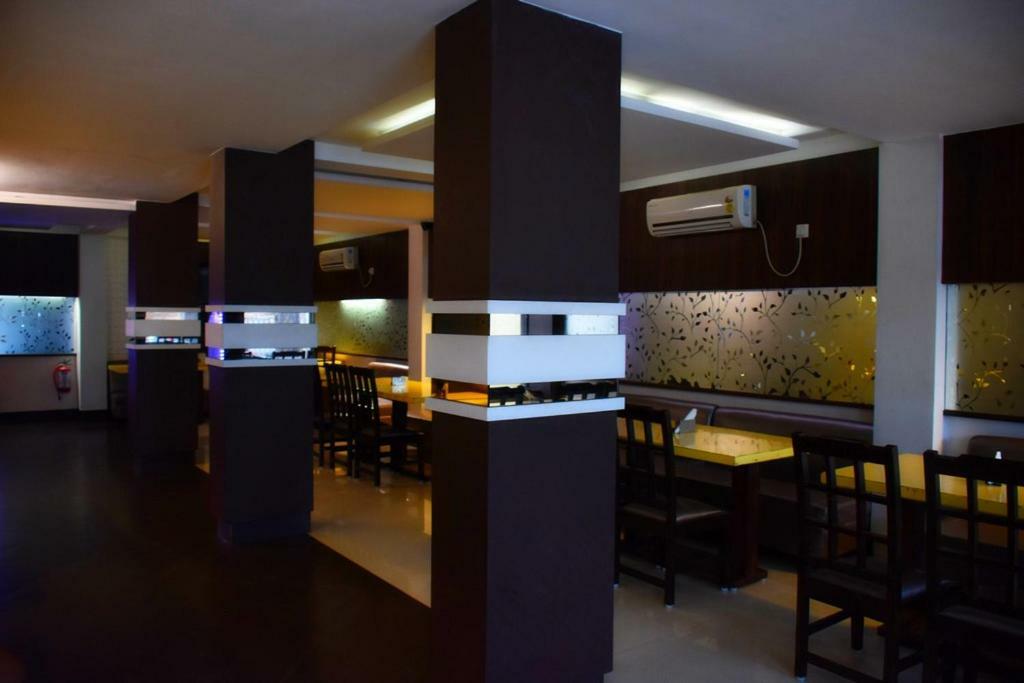 Capital O Kabita Guest House Near Acropolis Mall Kalküta Dış mekan fotoğraf