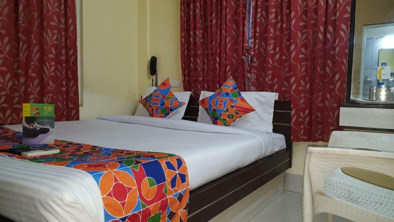 Capital O Kabita Guest House Near Acropolis Mall Kalküta Dış mekan fotoğraf
